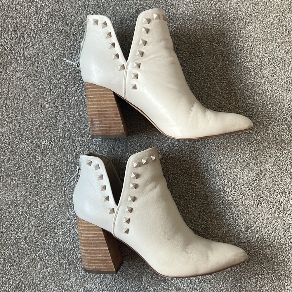 Steve Madden Gloria Studded Bone Leather Bootie